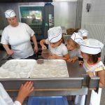En cuisine - Classe découverte Petits Chefs