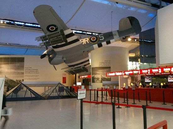 Intérieur Mémorial de Caen - Classe découverte Seconde Guerre Mondiale